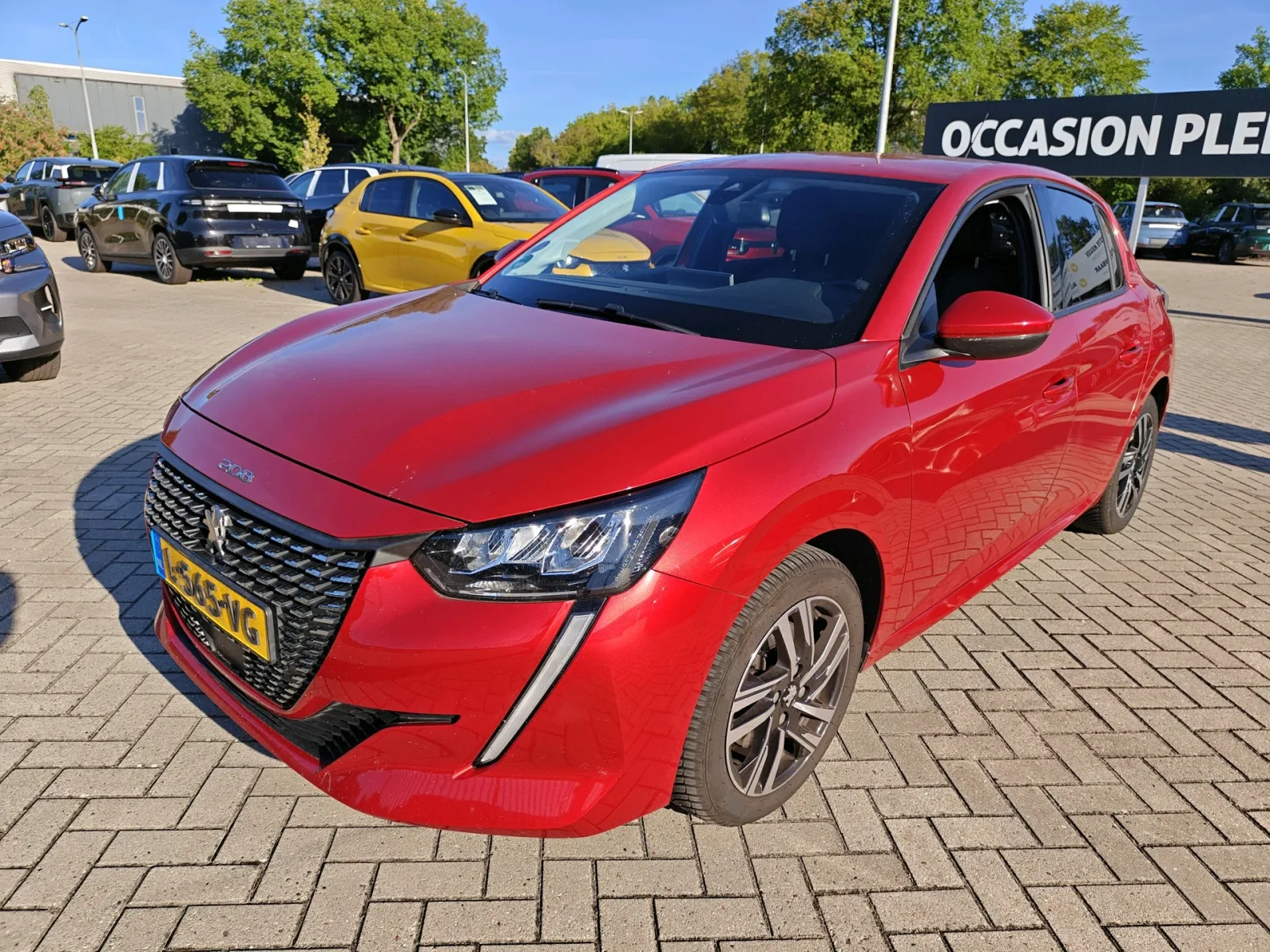 Peugeot 208 (2021) — foto 1