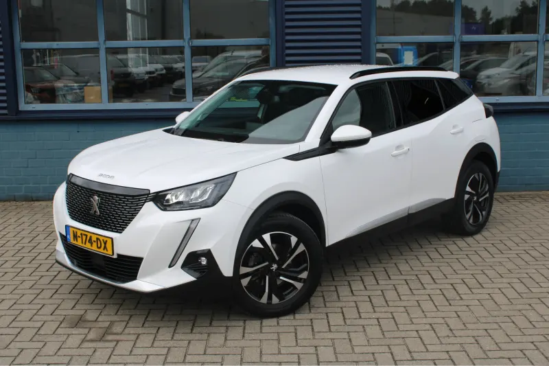 Peugeot 2008 (2021)