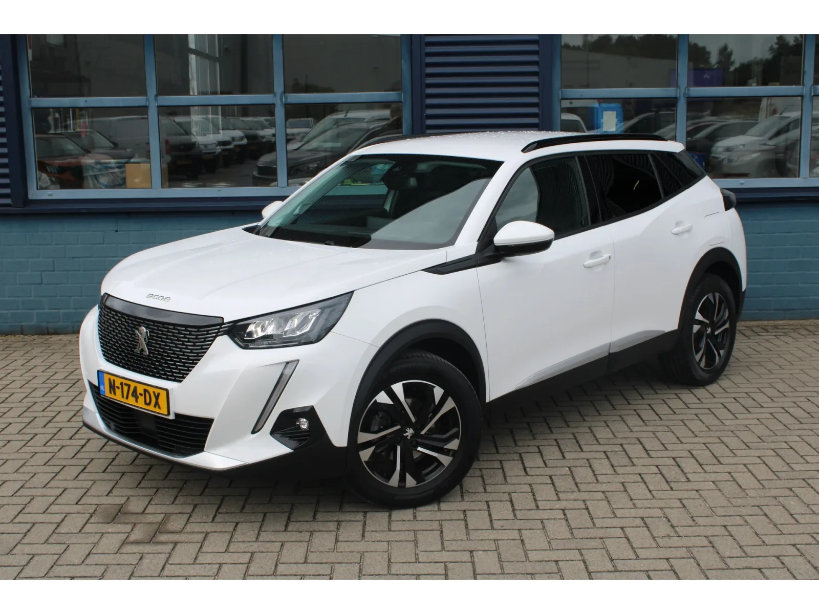 Peugeot 2008 (2021) — foto 1