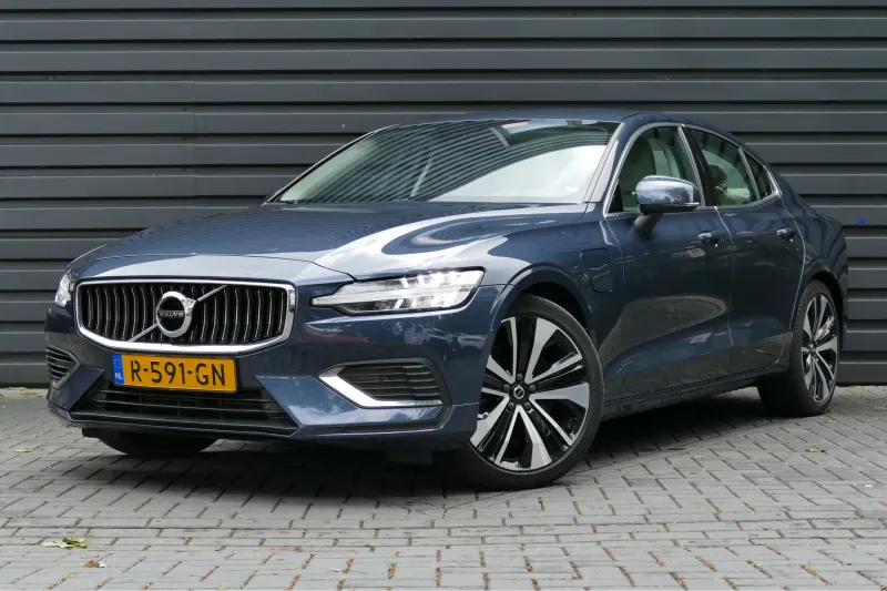 Volvo S60 (2022)