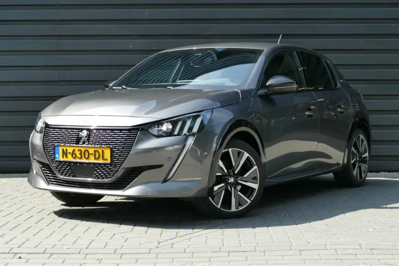 Peugeot 208 (2021)