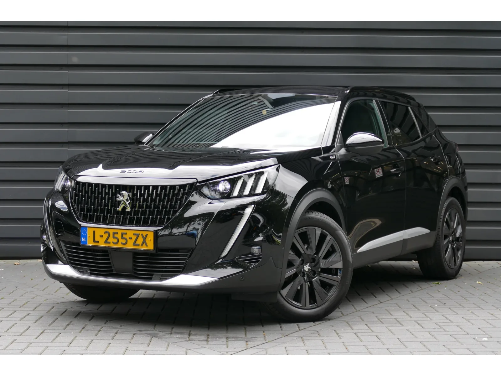 Peugeot 2008 (2021) — foto 1
