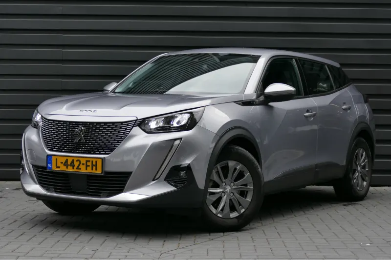 Peugeot e-2008 (2021)