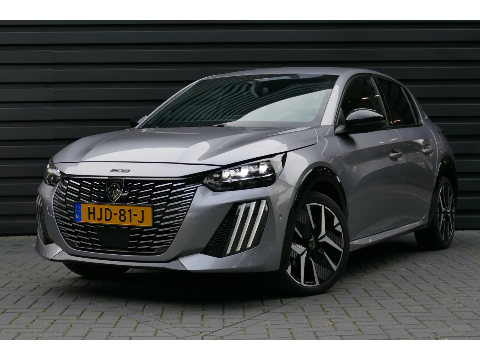 Peugeot 208 (2025) — foto 1