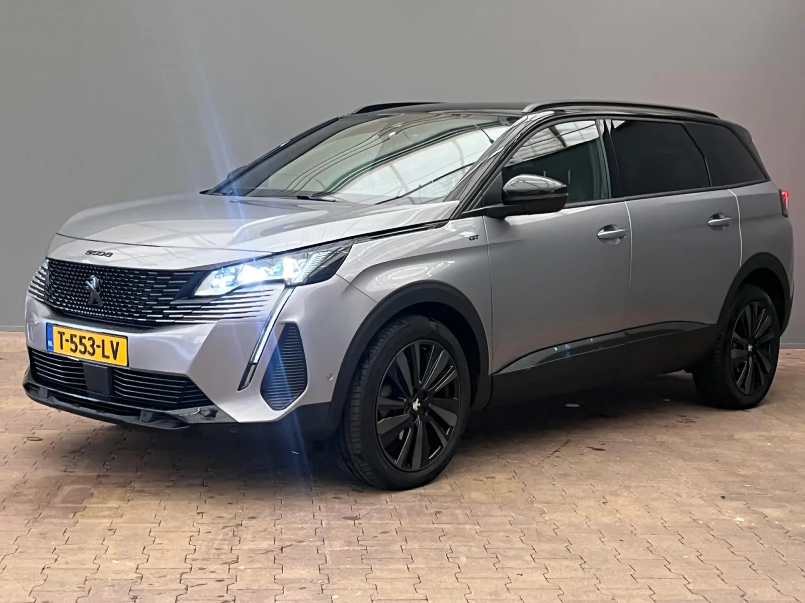 Peugeot 5008 (2023) — foto 1