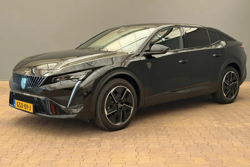 Peugeot 408 (2024)