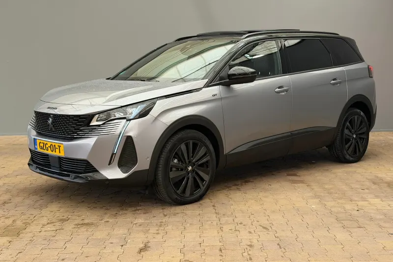 Peugeot 5008 (2025)