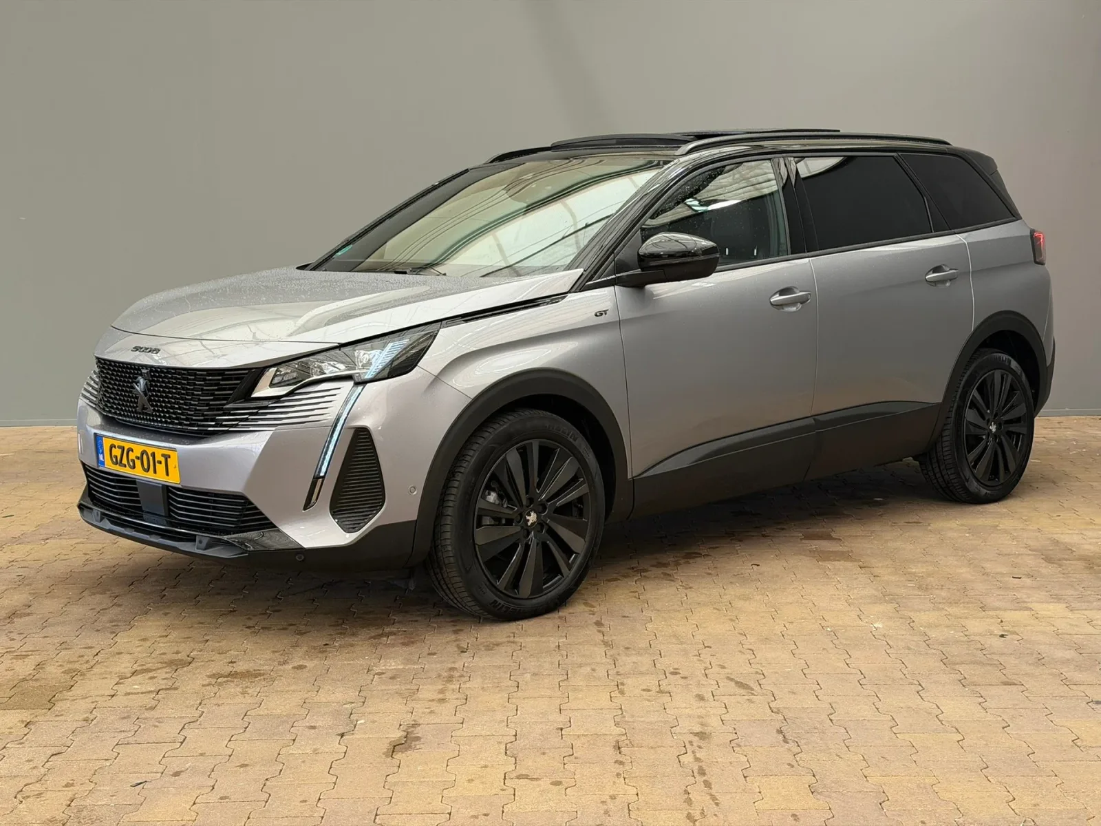 Peugeot 5008 (2025) — foto 1