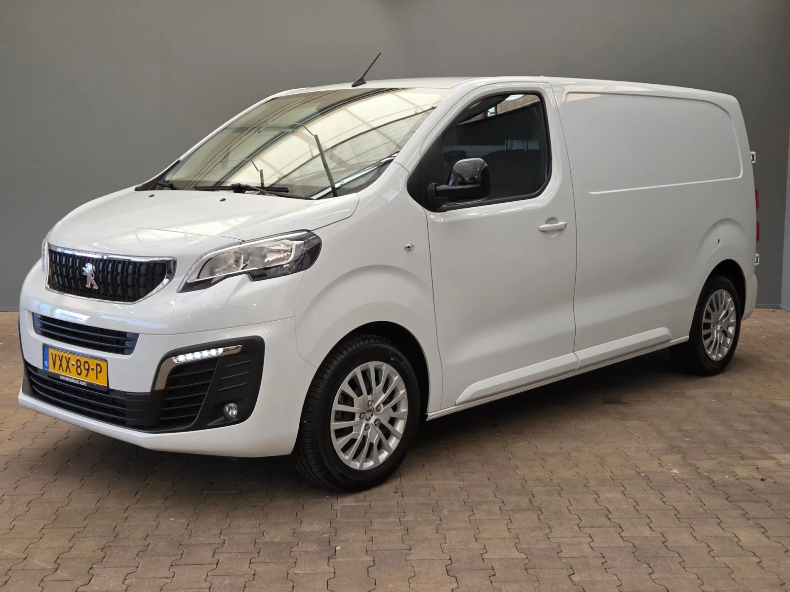 Peugeot Expert (2023) — foto 1