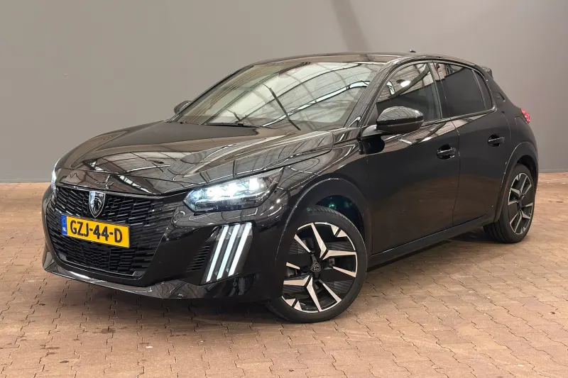 Peugeot 208 (2024)