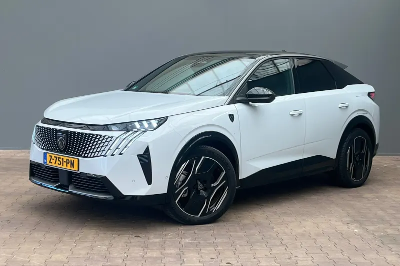 Peugeot e-3008 (2024)