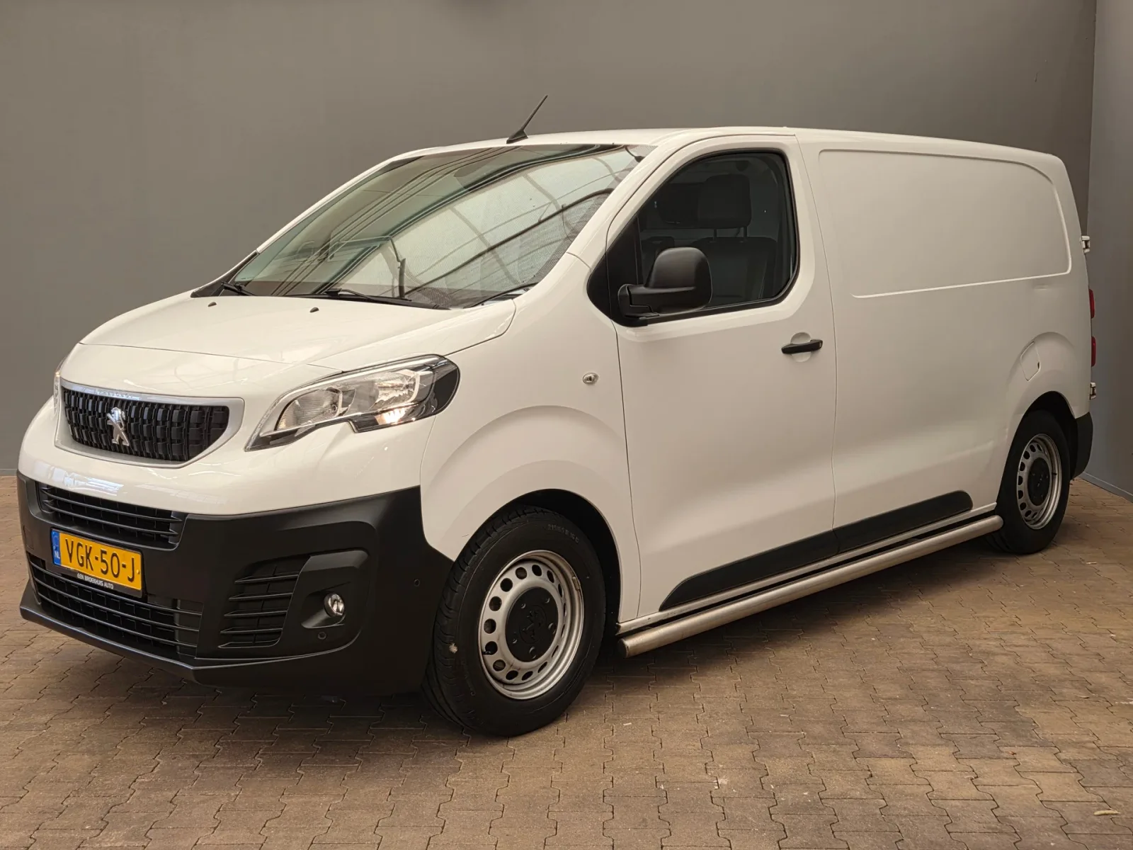 Peugeot Expert (2020) — foto 1