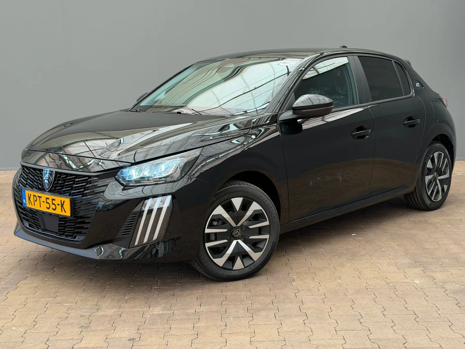Peugeot e-208 (2026) — foto 1
