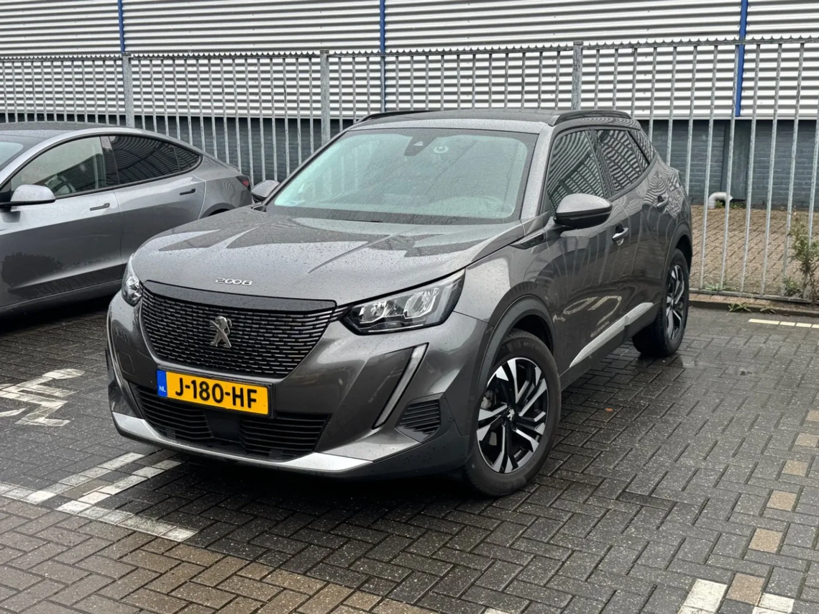 Peugeot 2008 (2020) — foto 1