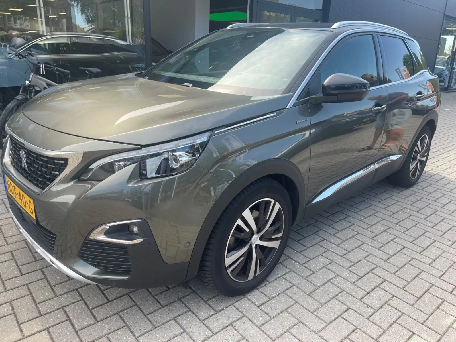 Peugeot 3008 (2019) — foto 1