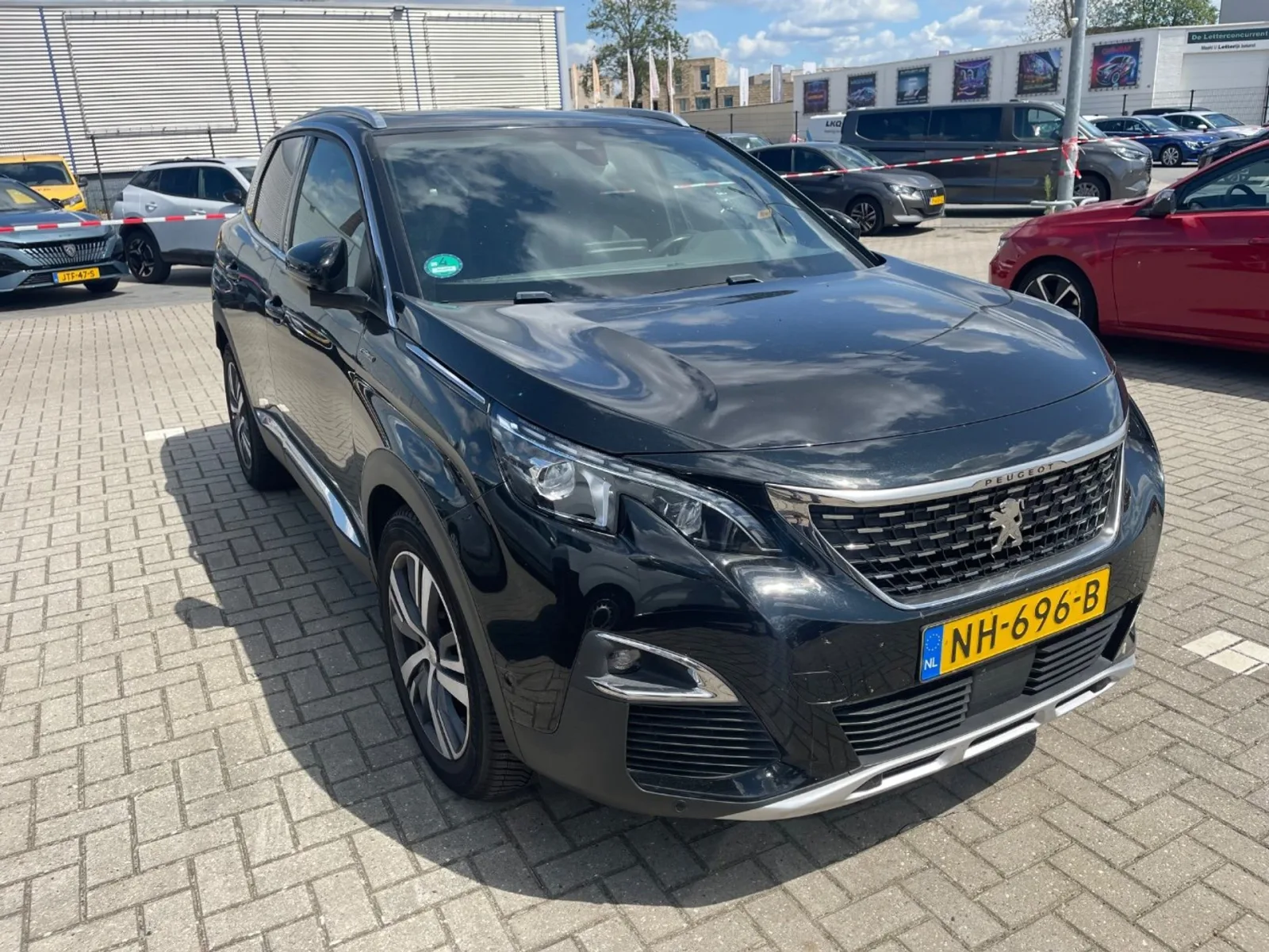 Peugeot 3008 (2017) — foto 1
