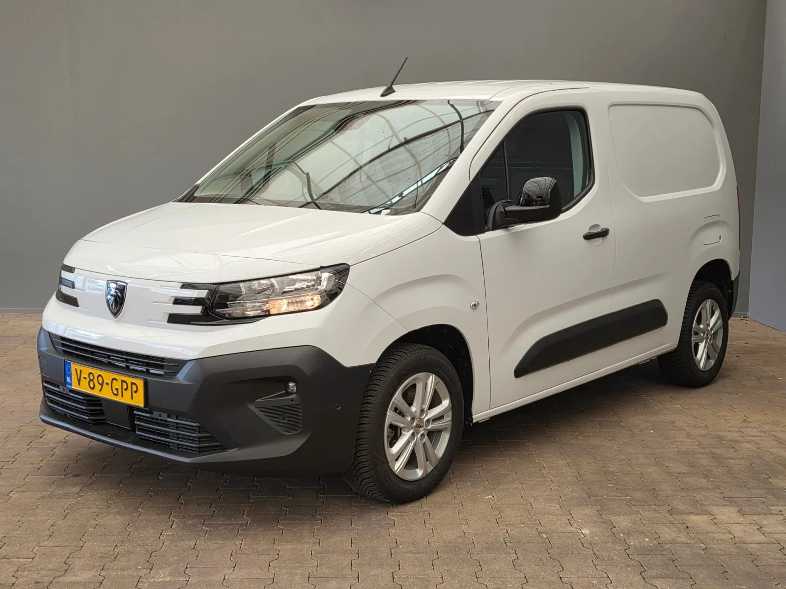 Peugeot Partner (2024) — foto 1