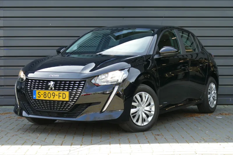 Peugeot 208 (2023)
