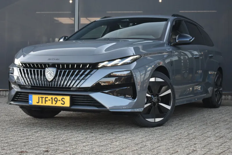 Peugeot e-308 (2025)