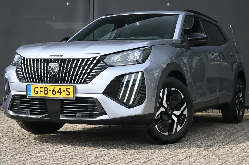 Peugeot 2008 (2024)