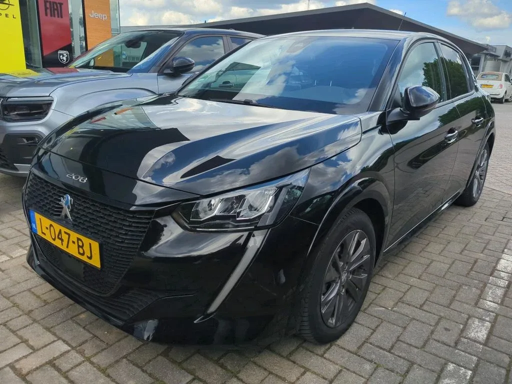 Peugeot e-208 (2021) — foto 1