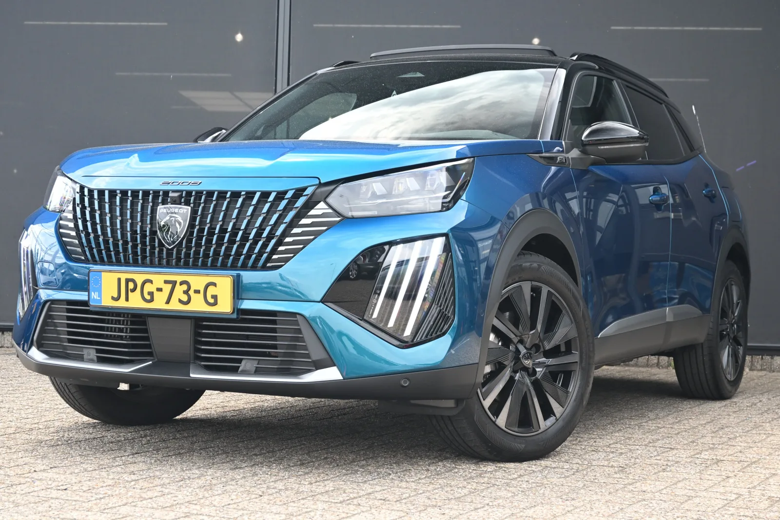Peugeot 2008 (2025) — foto 1