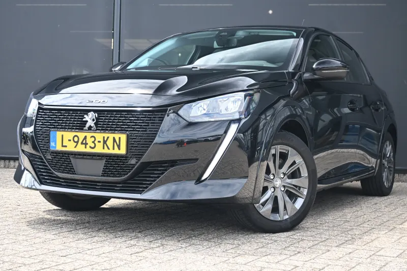 Peugeot e-208 (2021)