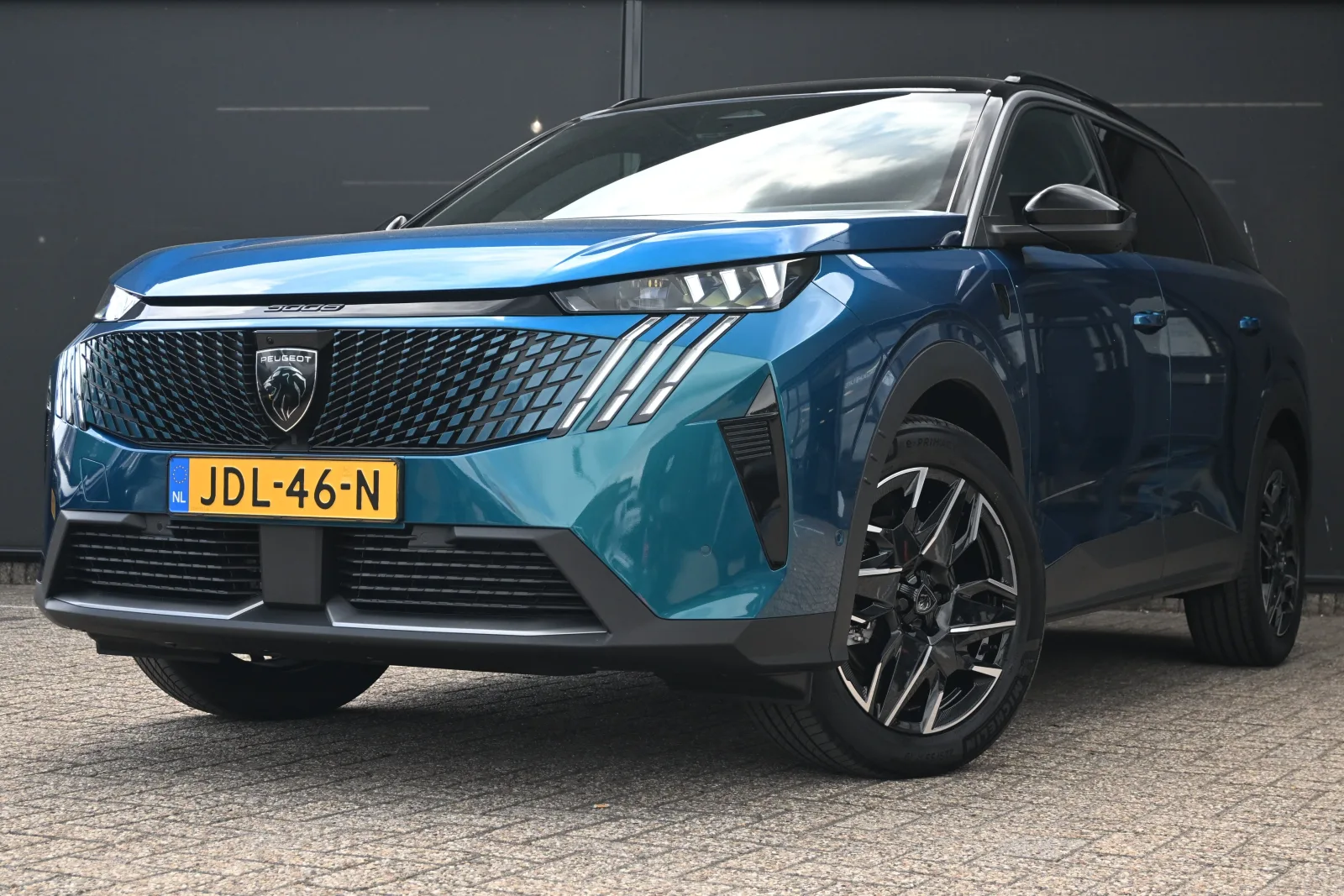 Peugeot 5008 (2025) — foto 1