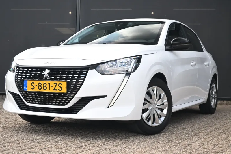 Peugeot 208 (2023)