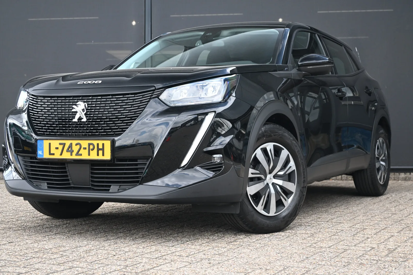Peugeot 2008 (2021) — foto 1