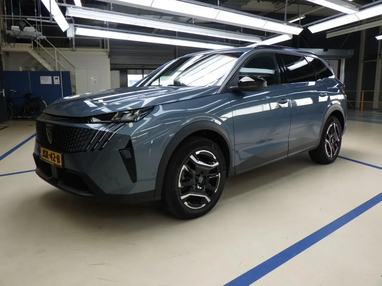 Peugeot 5008 (2025) — foto 1