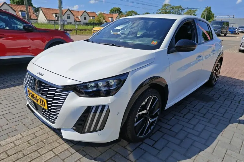 Peugeot e-208 (2024)