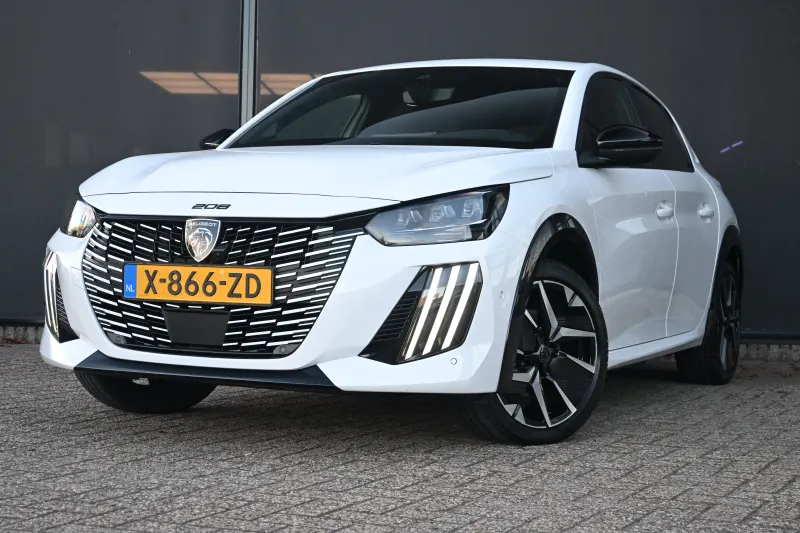 Peugeot e-208 (2024)