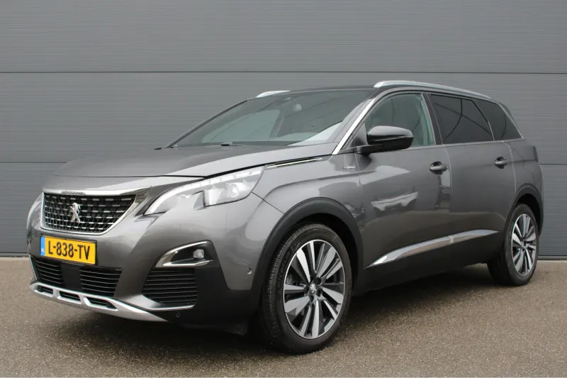 Peugeot 5008 (2021)