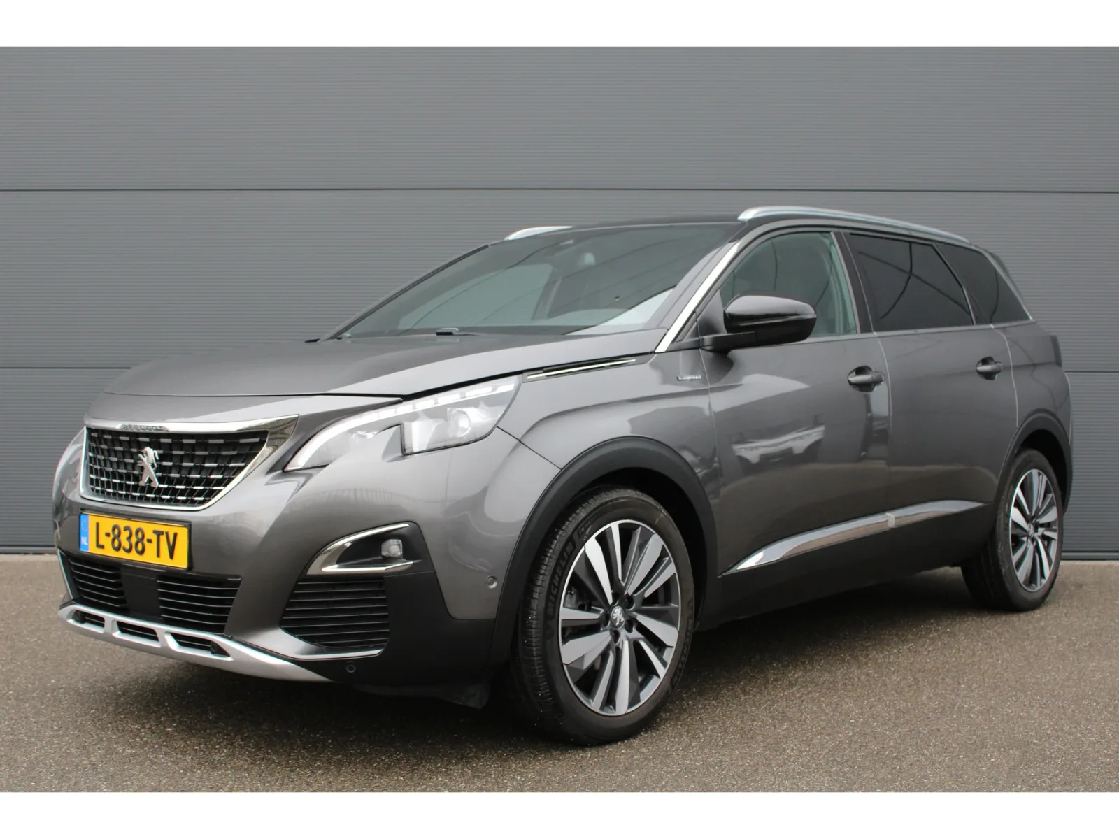Peugeot 5008 (2021) — foto 1