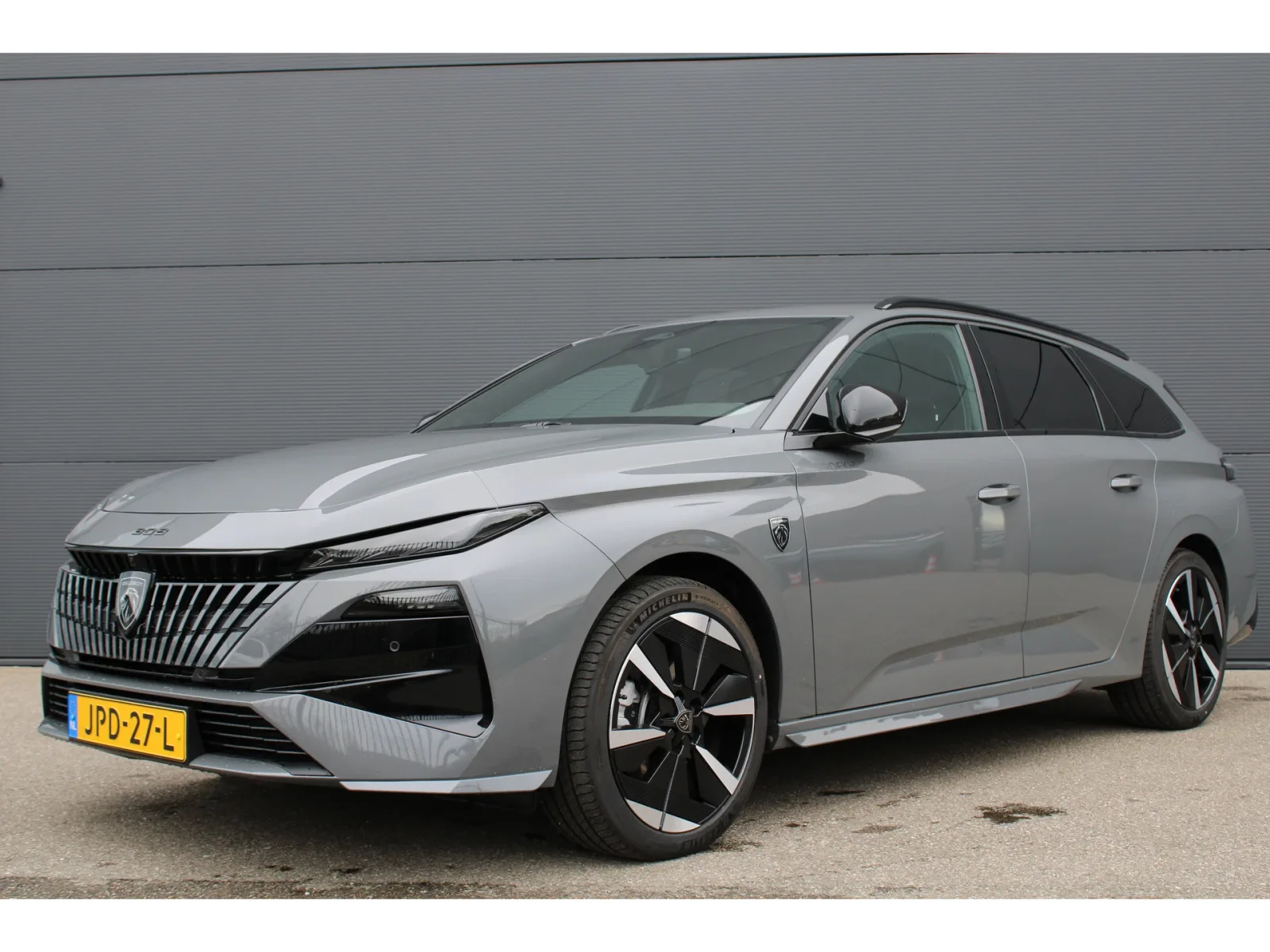 Peugeot e-308 (2025) — foto 1