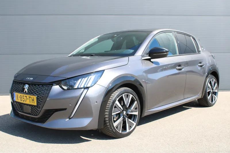 Peugeot 208 (2021)