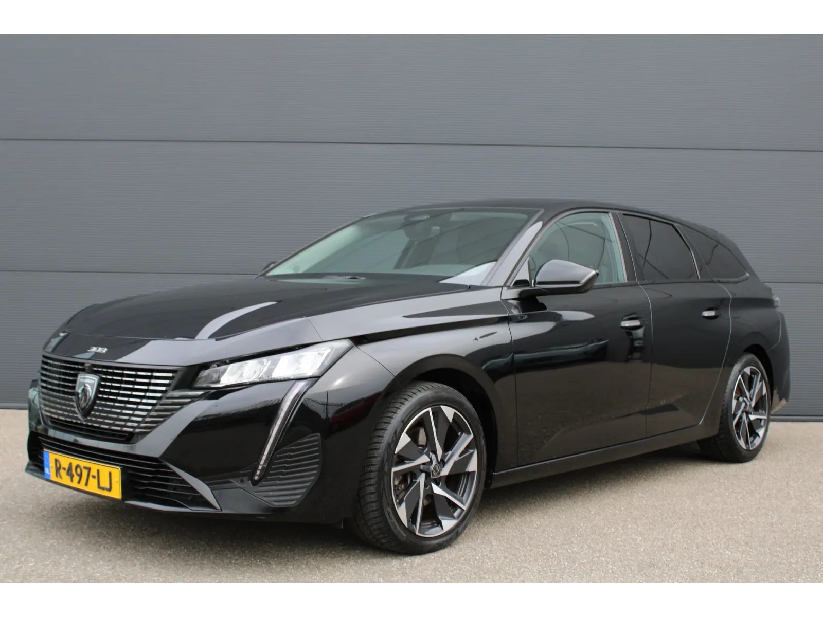 Peugeot 308 (2022) — foto 1