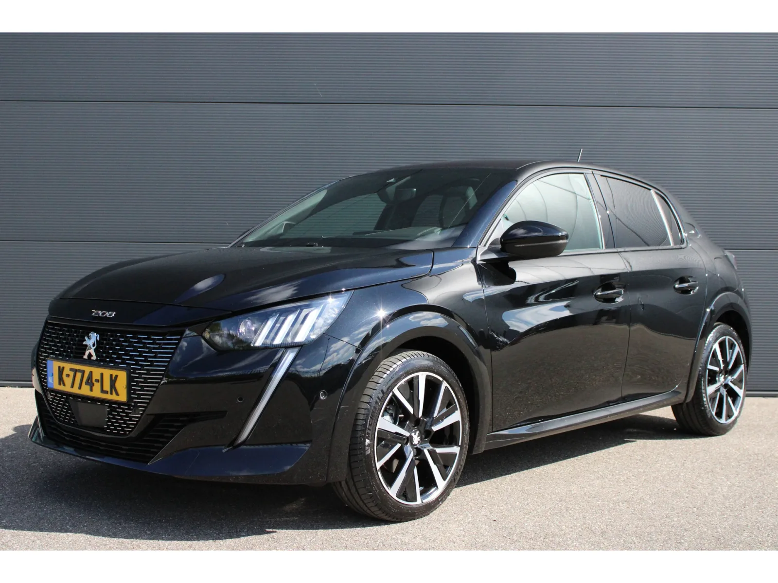Peugeot 208 (2020) — foto 1