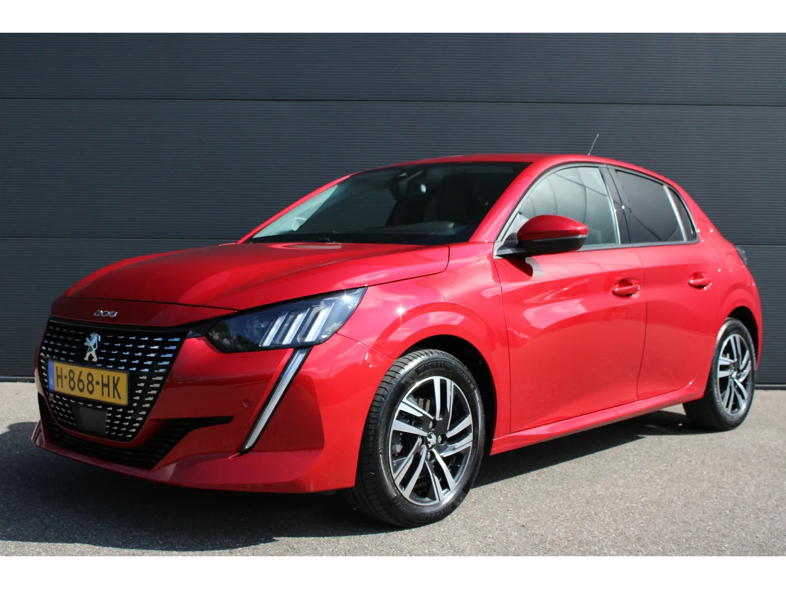 Peugeot 208 (2020) — foto 1