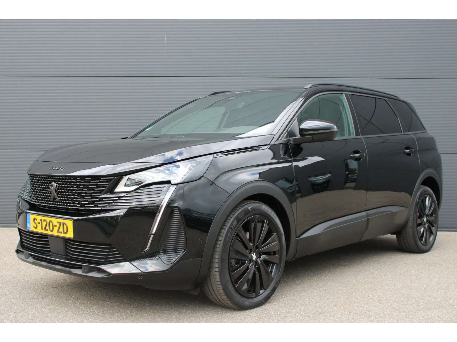 Peugeot 5008 (2023) — foto 1