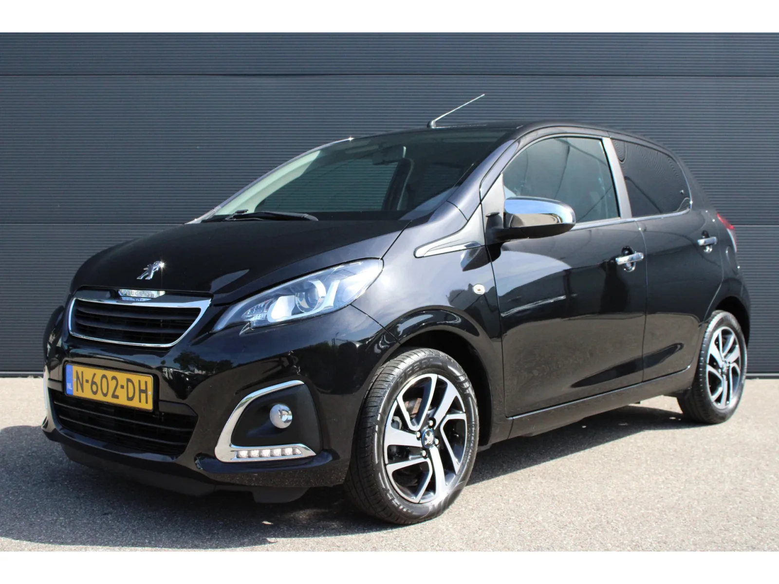 Peugeot 108 (2021) — foto 1