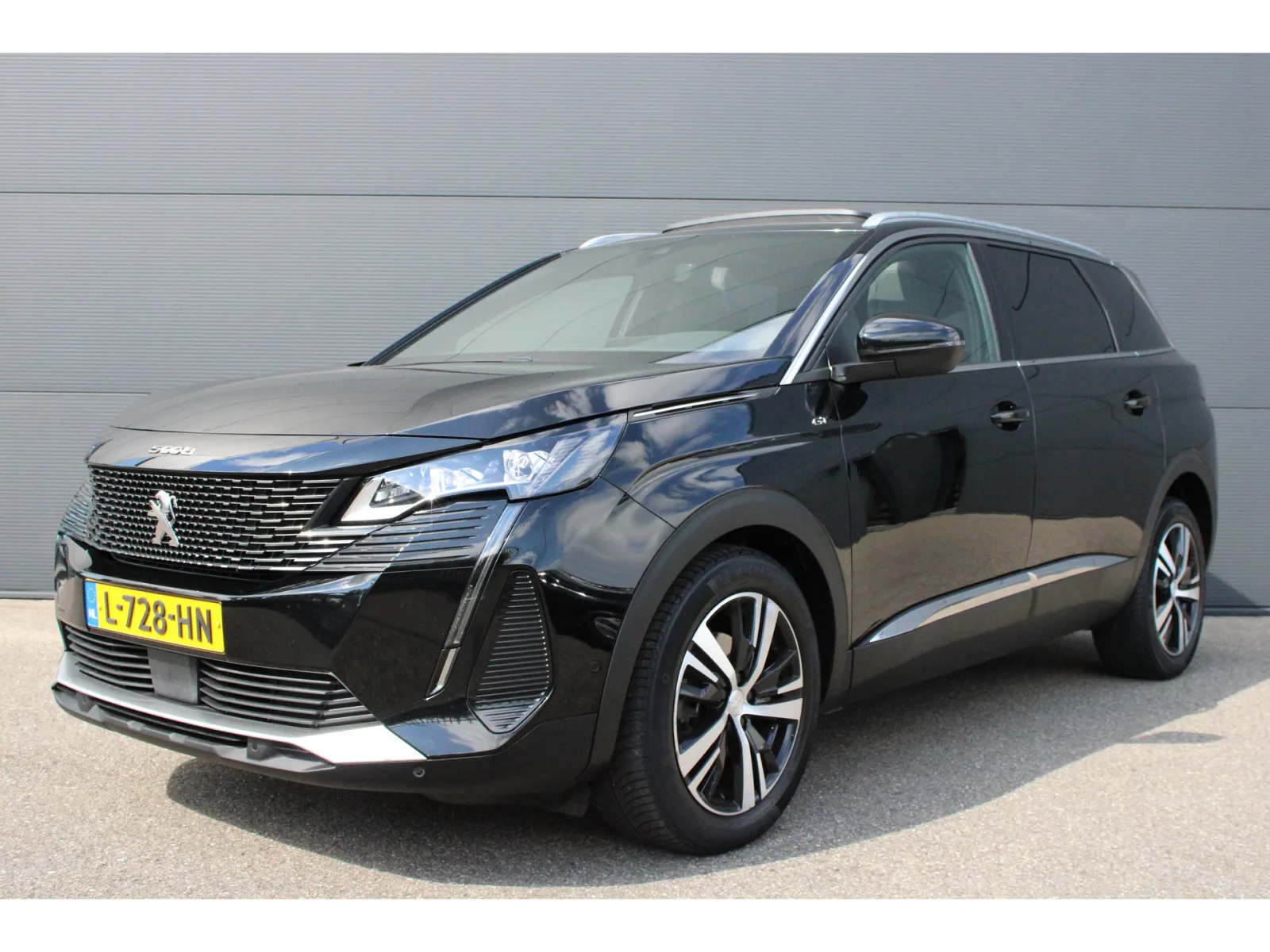 Peugeot 5008 (2021) — foto 1