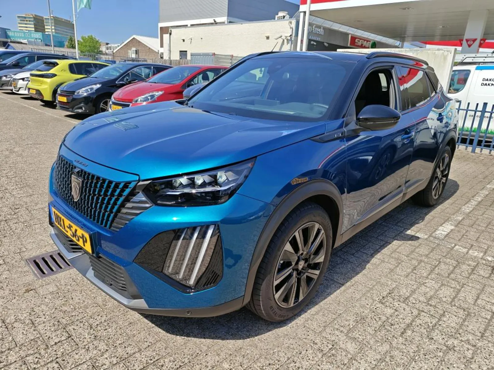 Peugeot 2008 (2025) — foto 1