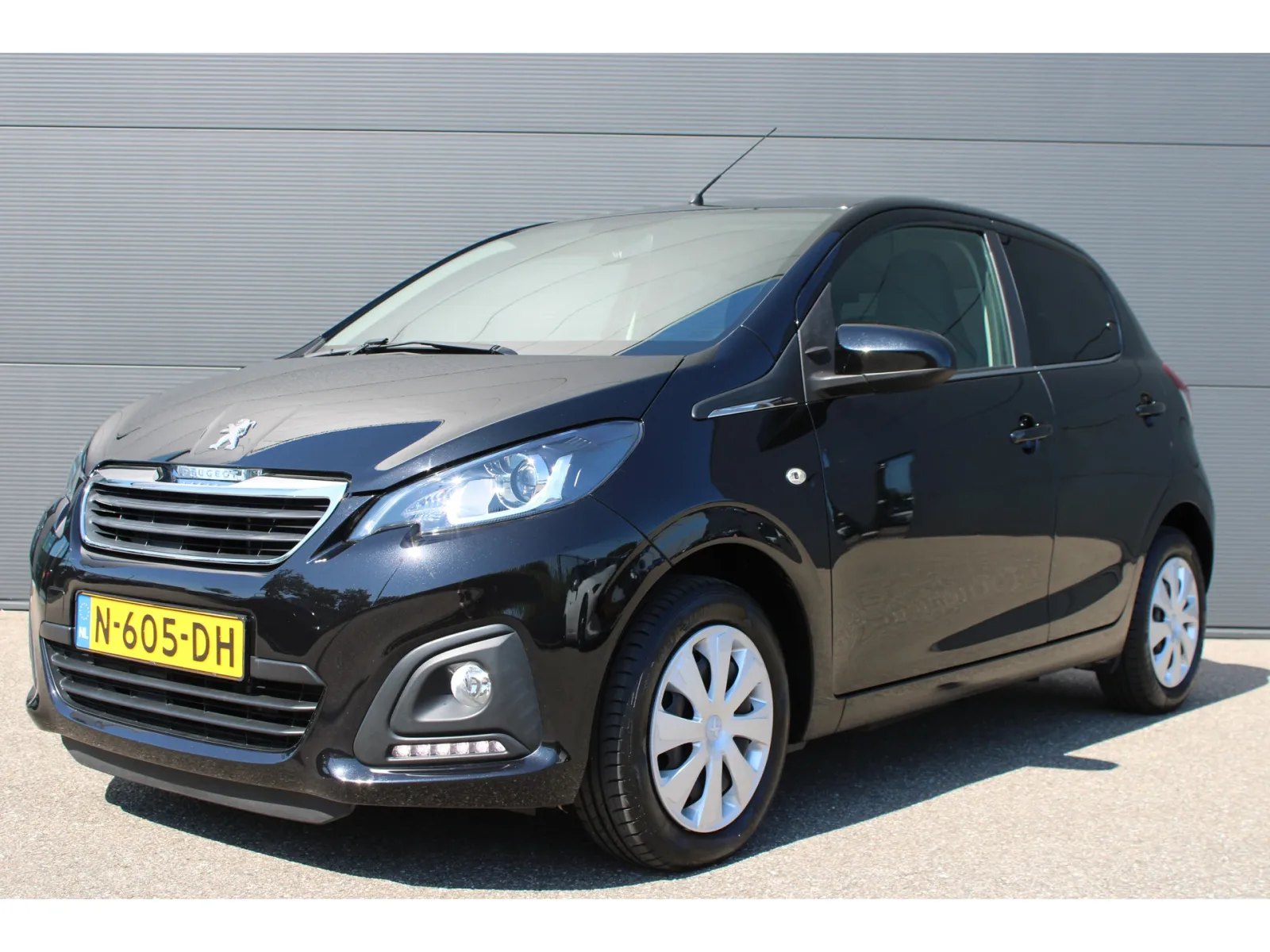 Peugeot 108 (2021) — foto 1