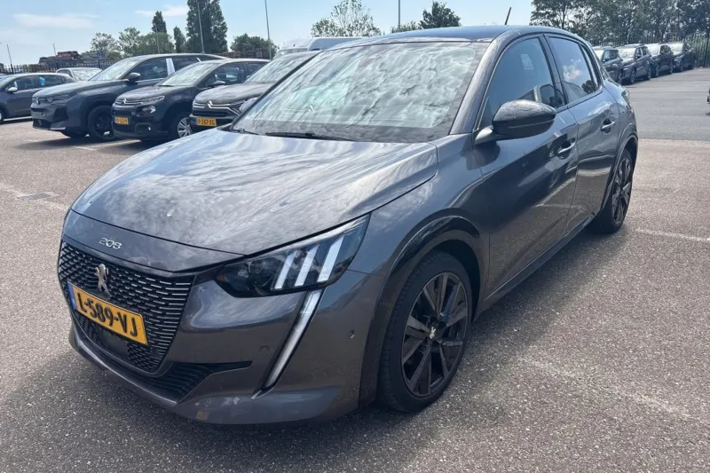 Peugeot 208 (2021)