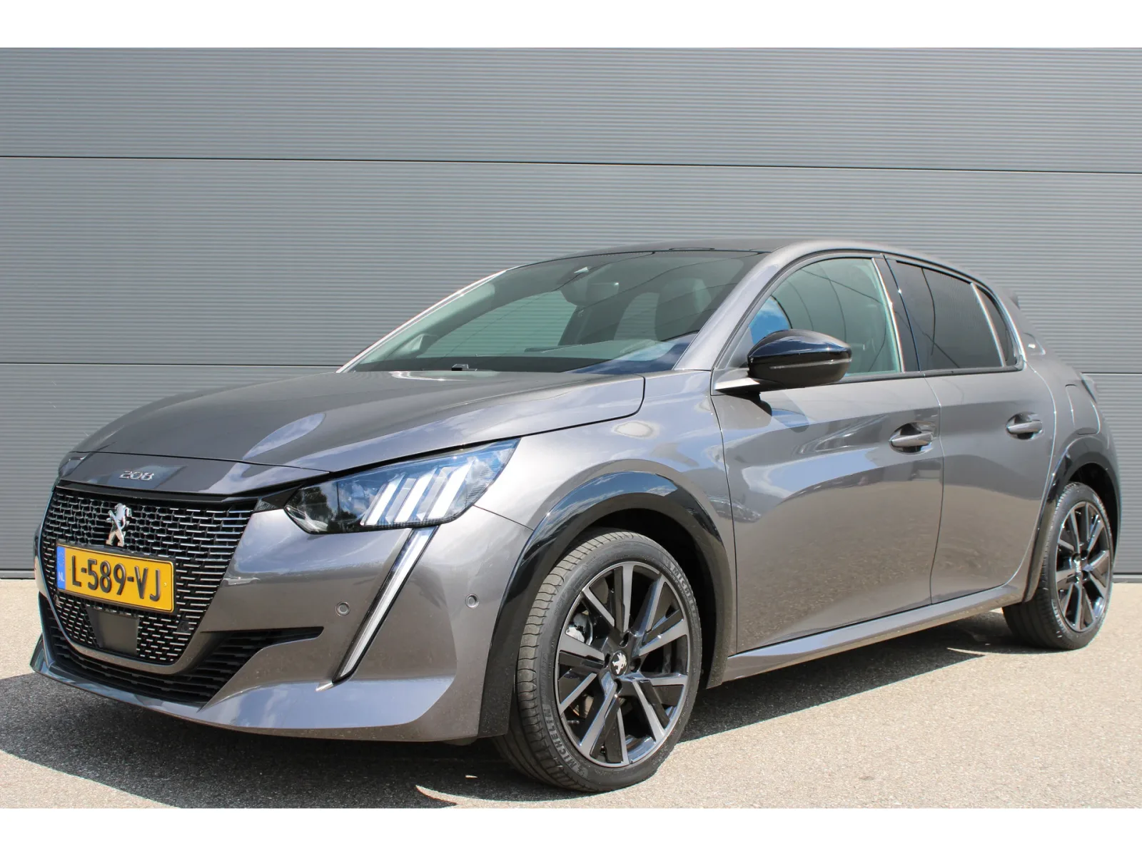 Peugeot 208 (2021) — foto 1
