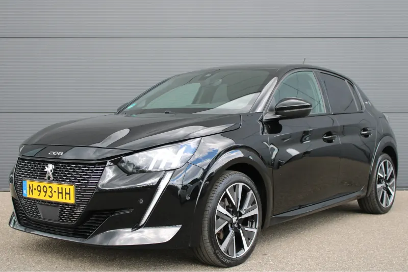 Peugeot 208 (2021)