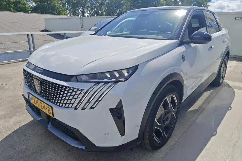 Peugeot 3008 (2025)