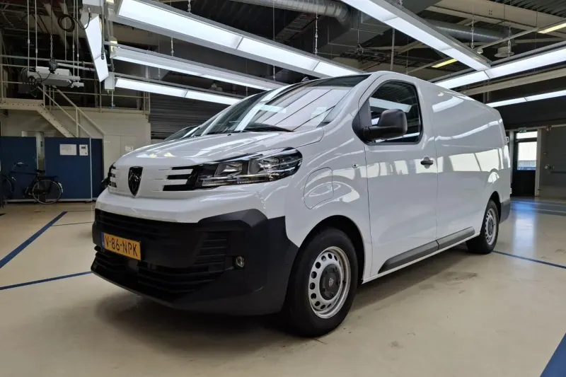 Peugeot e-Expert (2025)